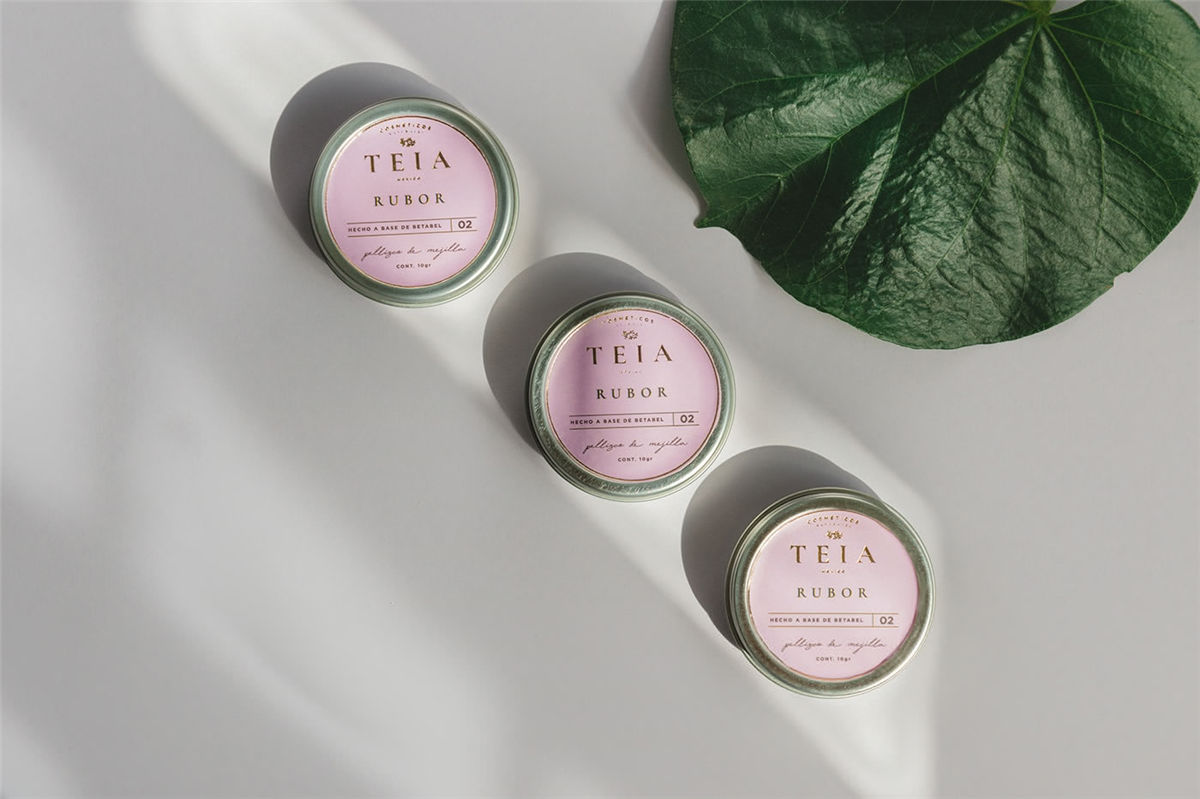 化妝品包裝設(shè)計(jì)(圖2) 化妝品包裝設(shè)計(jì)(圖2)