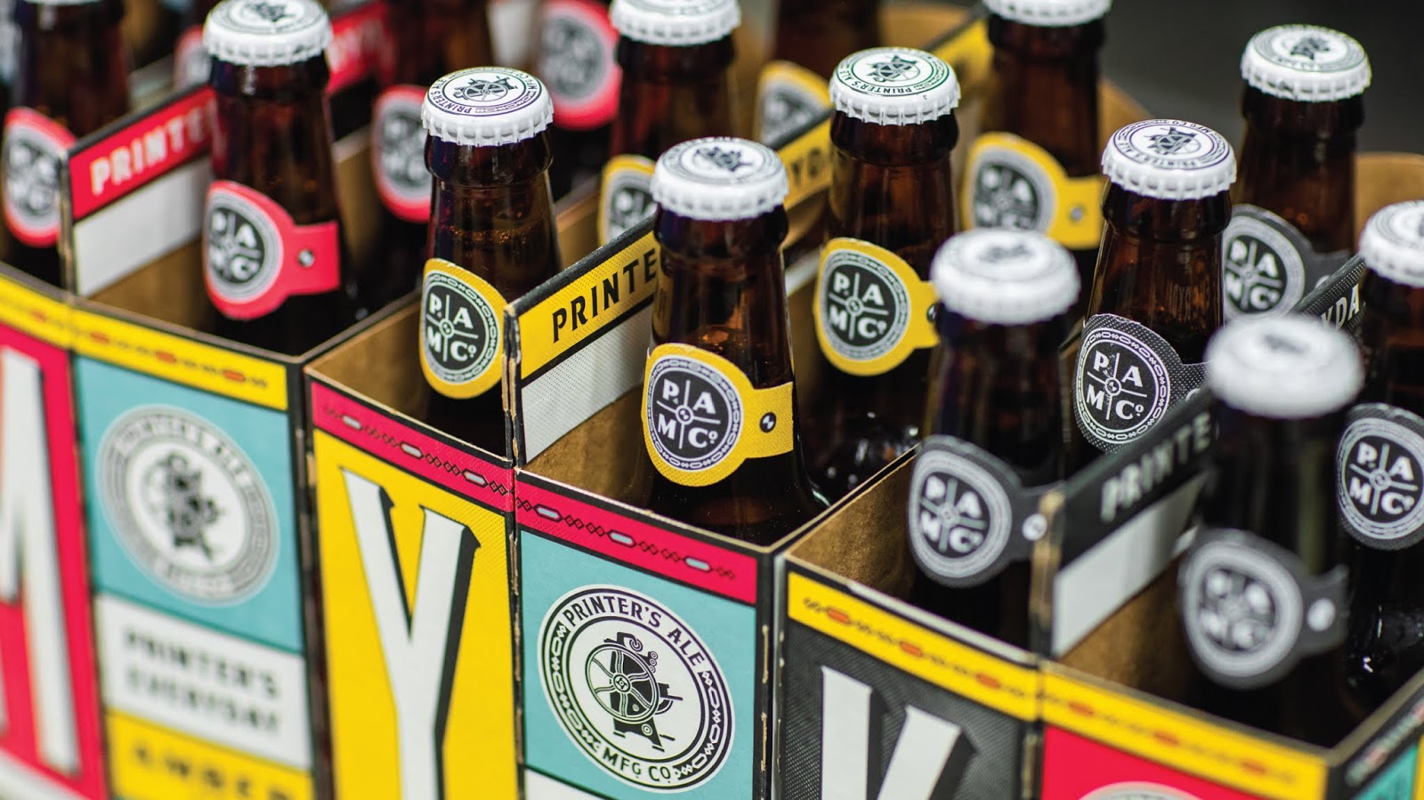 中山啤酒包裝設計貨架上很有優勢(圖5) 中山啤酒包裝設計貨架上很有優勢(圖5)