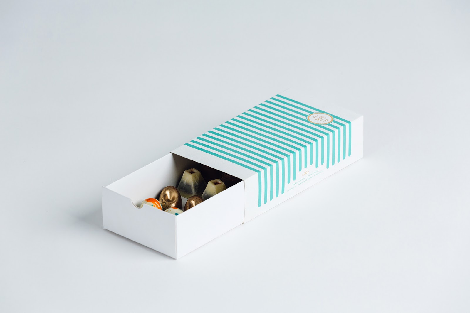 鹽城蛋糕品牌包裝設計升級后業務提升175%(圖3) 鹽城蛋糕品牌包裝設計升級后業務提升175%(圖3)