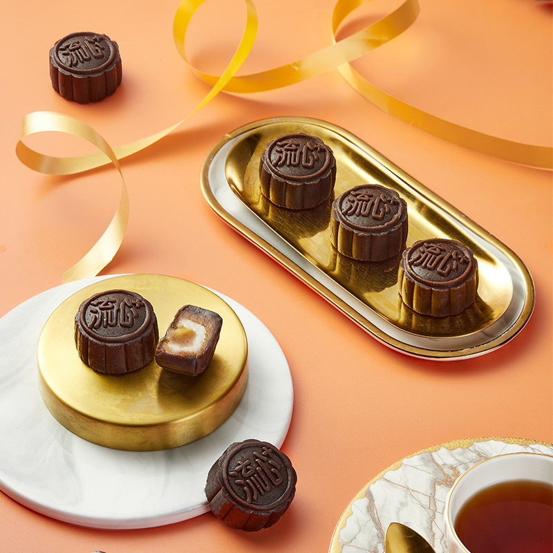 WING WAH 元朗榮華 雪媚娘黑松露流心月餅 360g 禮盒裝包裝禮盒產(chǎn)品包裝創(chuàng)意設計欣賞(圖3)