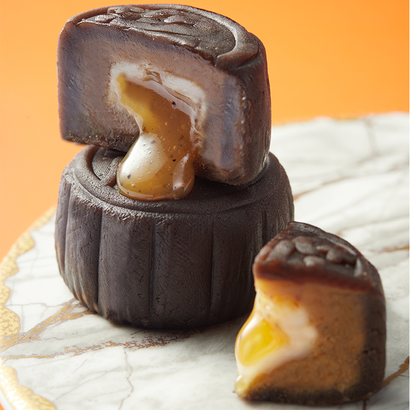 WING WAH 元朗榮華 雪媚娘黑松露流心月餅 360g 禮盒裝包裝禮盒產(chǎn)品包裝創(chuàng)意設計欣賞(圖4)