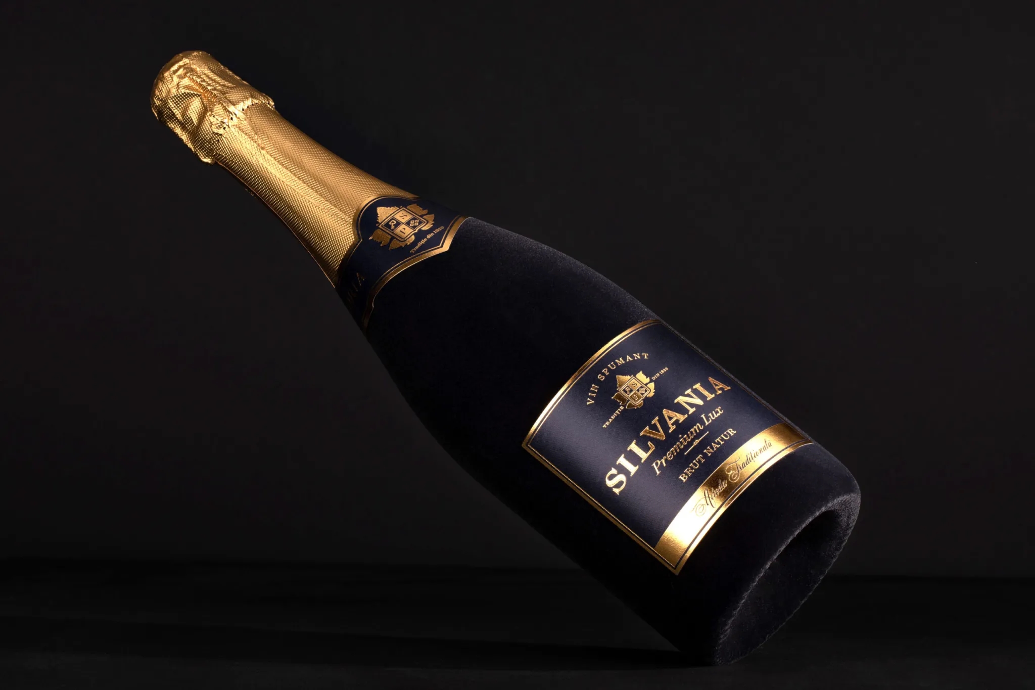 精致的起泡酒包裝設計欣賞(圖1)