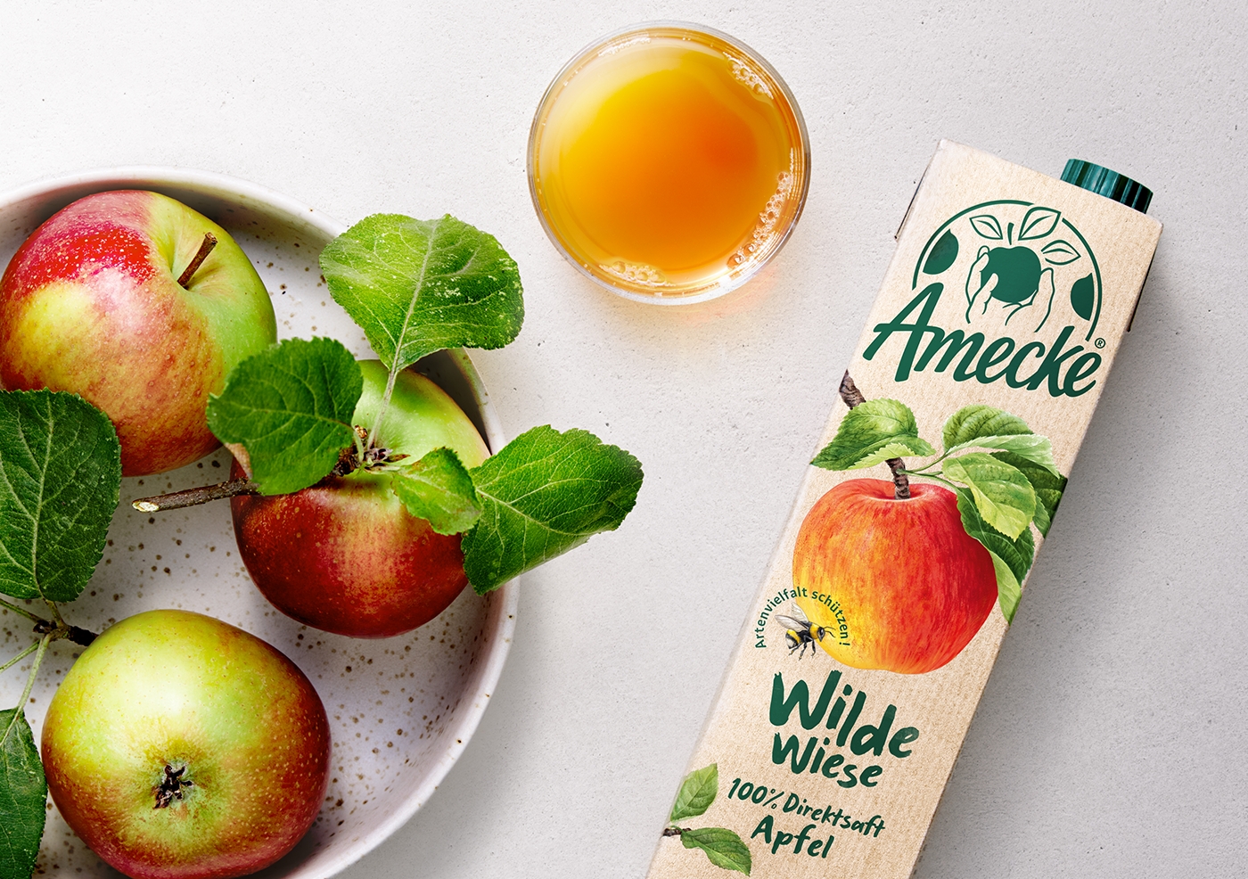 野生蘋果汁外包裝如何設計(圖1) 野生蘋果汁外包裝如何設計(圖1)