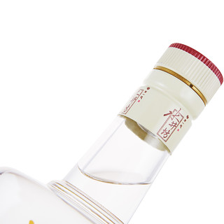 創(chuàng)意酒包裝設計水井坊第一坊酒井臺濃香型白酒單瓶裝產品包裝設計欣賞(圖5) 創(chuàng)意酒包裝設計水井坊第一坊酒井臺濃香型白酒單瓶裝產品包裝設計欣賞(圖5)