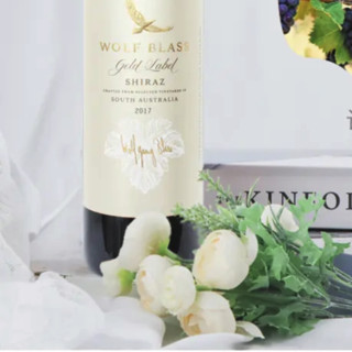 創意酒包裝設計紛賦金牌設拉子紅葡萄酒產品包裝設計欣賞(圖5) 創意酒包裝設計紛賦金牌設拉子紅葡萄酒產品包裝設計欣賞(圖5)